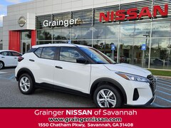 2025 Nissan Kicks Play S SUV