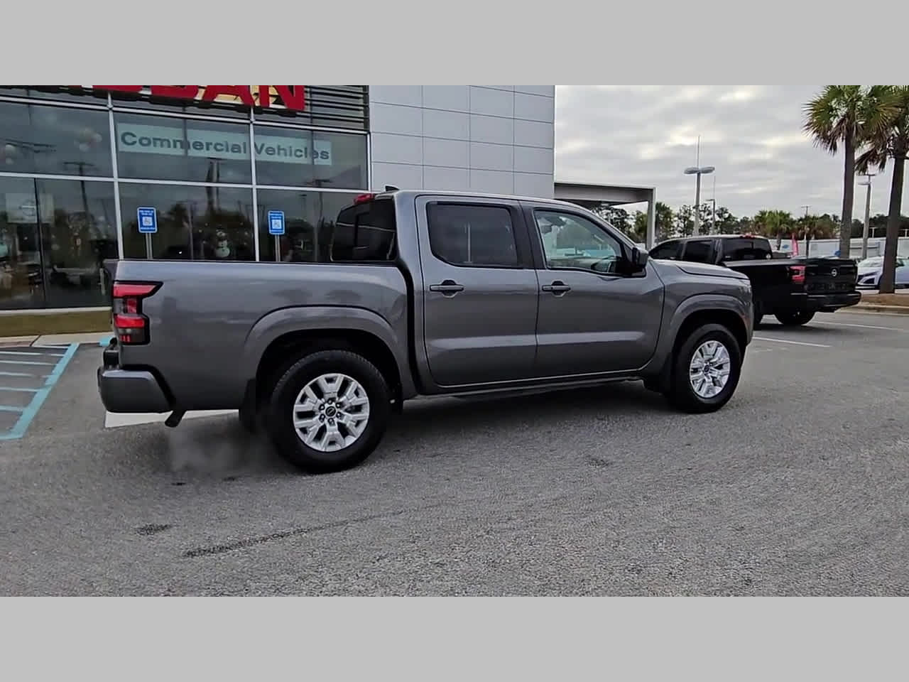 2024 Nissan Frontier SV - Photo 34