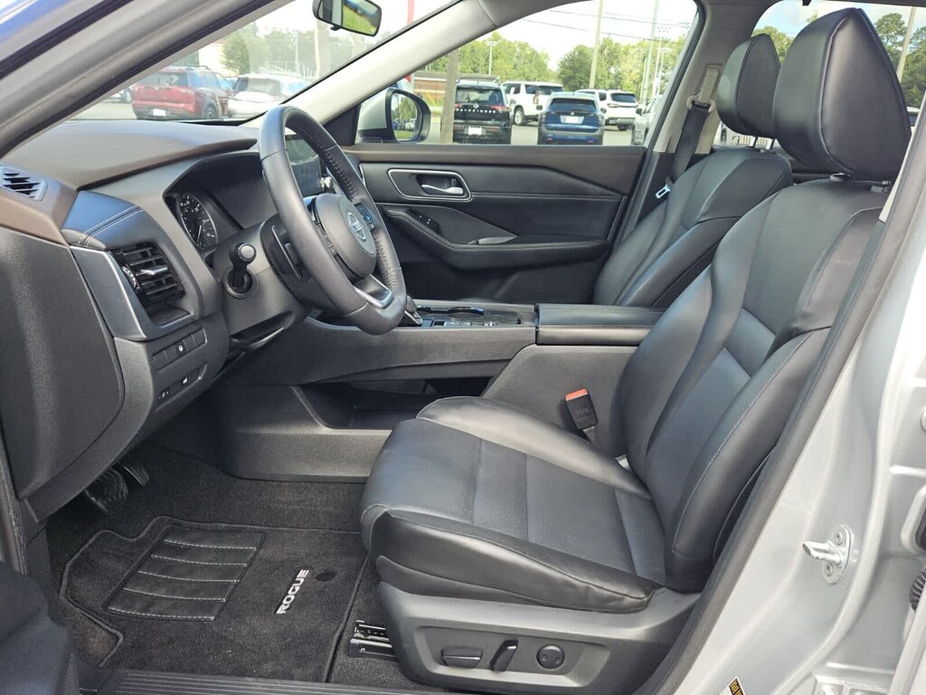 Used 2021 Nissan Rogue SV SUV