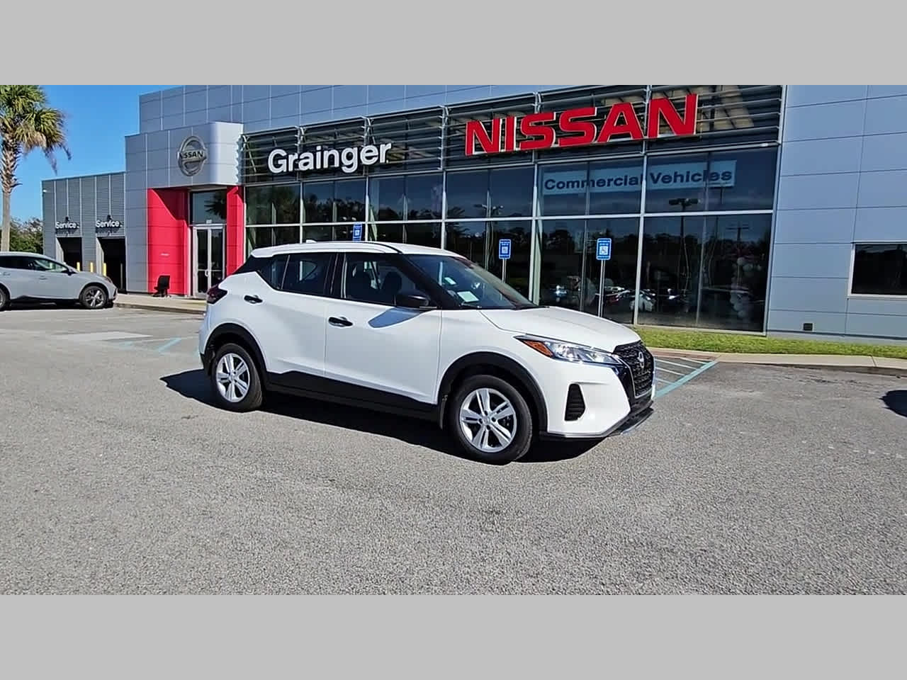 2025 Nissan KICKS PLAY Base - Photo 37