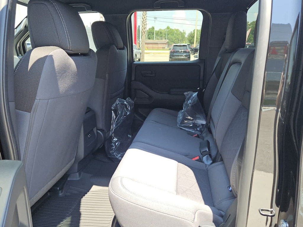 New 2026 Nissan Frontier SV Truck Crew Cab