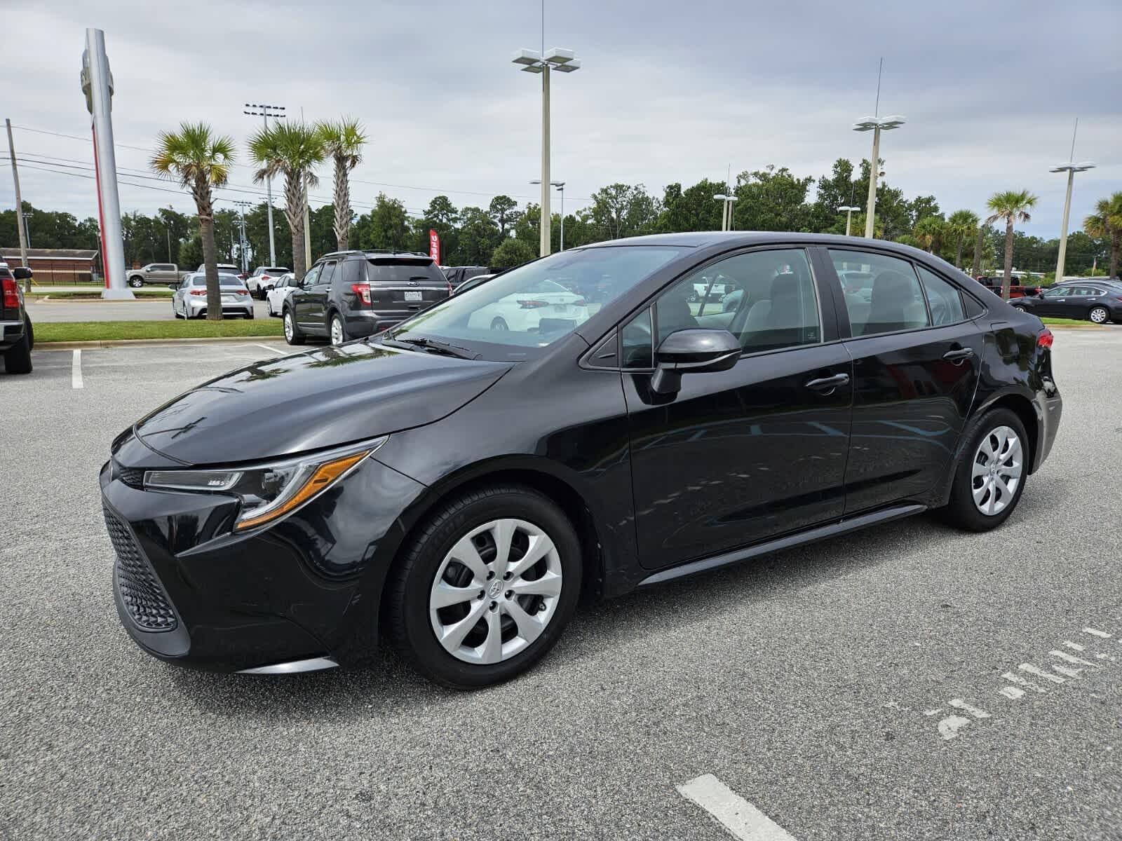 Used 2020 Toyota Corolla LE with VIN 5YFEPRAE2LP126841 for sale in Savannah, GA