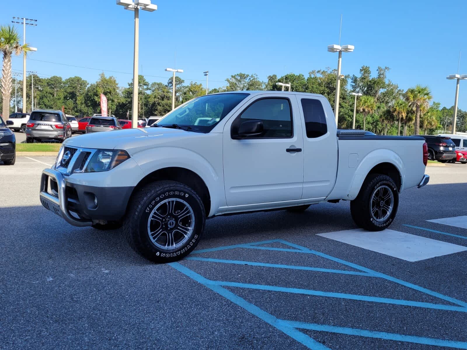 2013 Nissan Frontier S photo 2