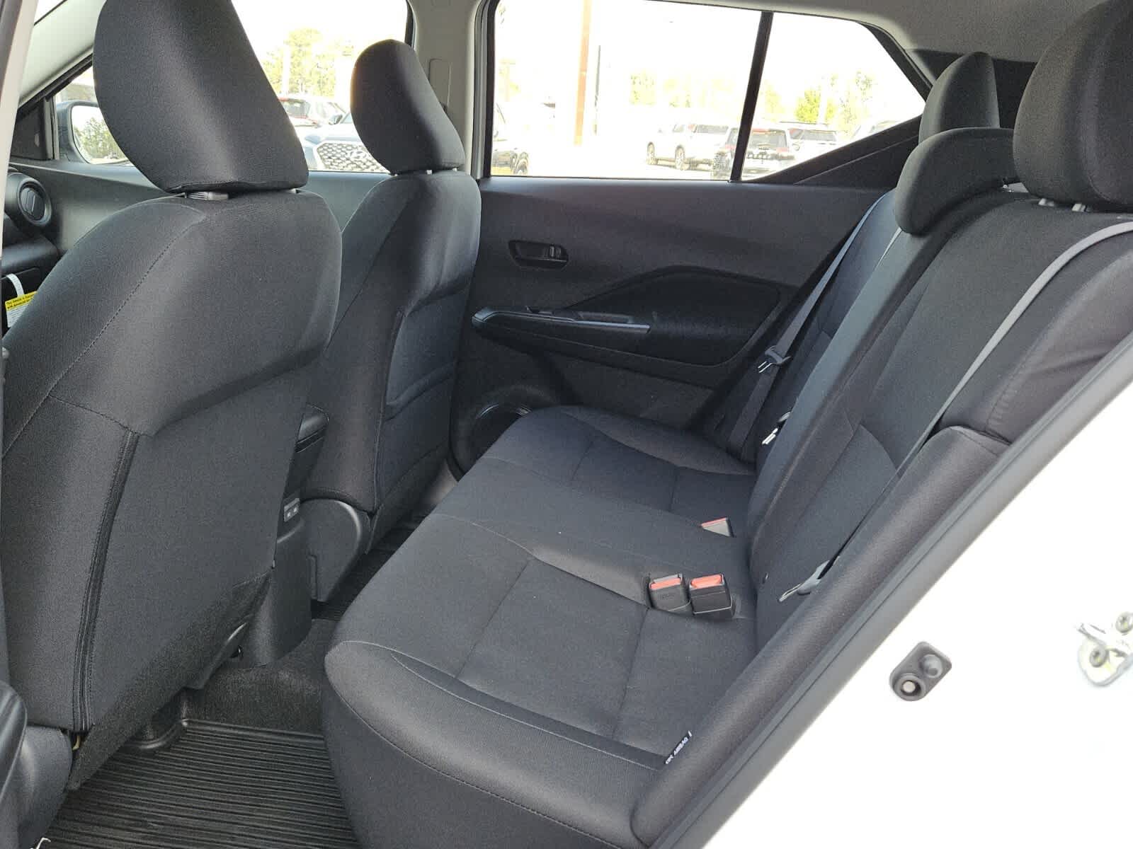 2025 Nissan KICKS PLAY Base - Photo 4