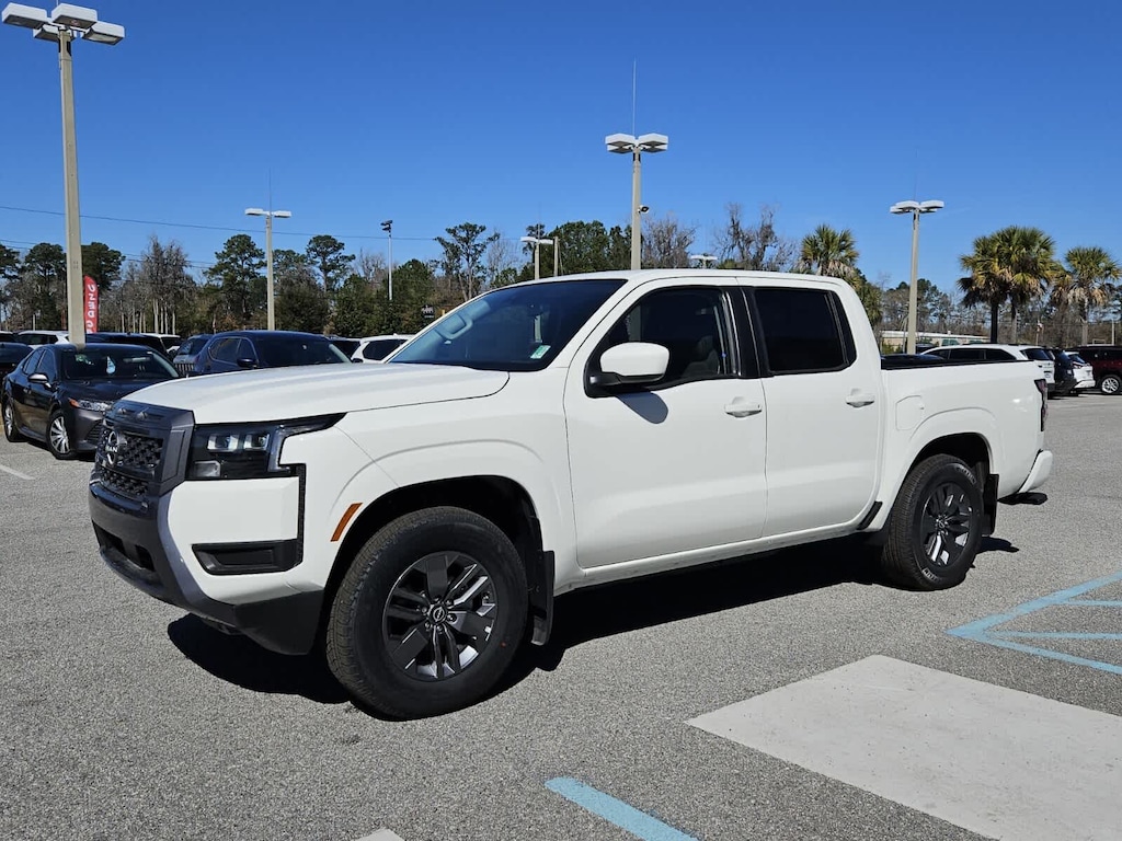 New 2026 Nissan Frontier SV Truck Crew Cab