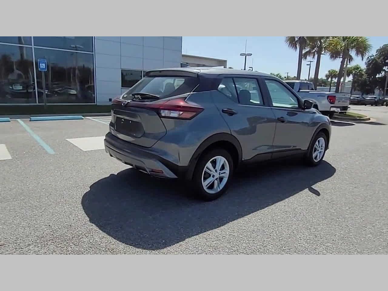 2025 Nissan KICKS PLAY Base - Photo 29