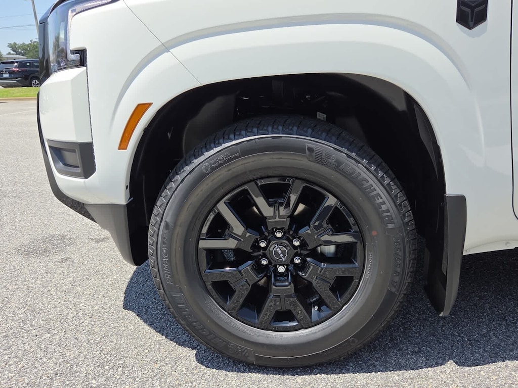 New 2026 Nissan Frontier SV Truck Crew Cab