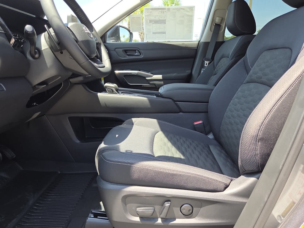 New 2026 Nissan Pathfinder SV SUV