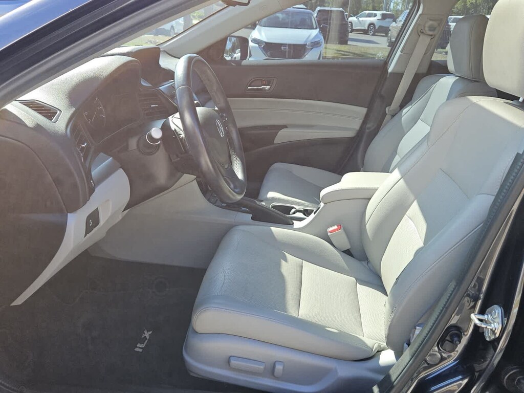 Used 2016 Acura ILX 2.4L w/Technology Plus Package (A8) Sedan