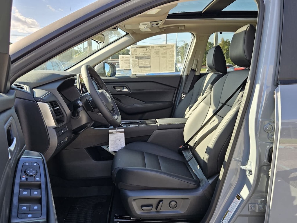 New 2026 Nissan Rogue SV SUV