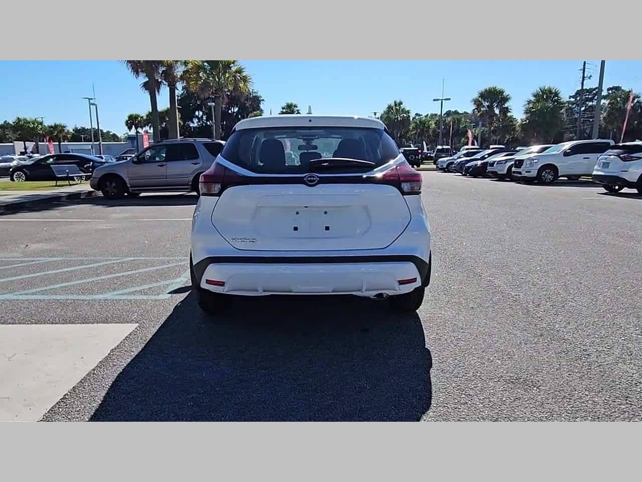 2025 Nissan KICKS PLAY Base - Photo 31