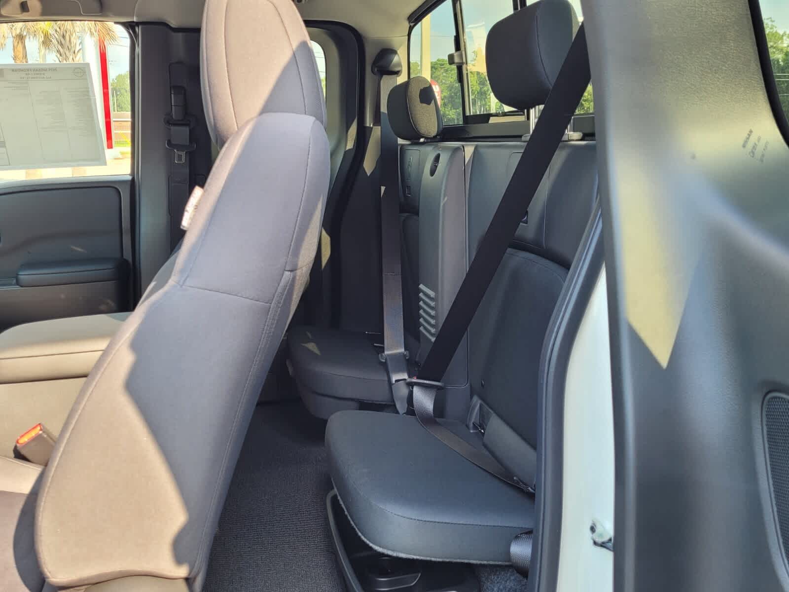 2025 Nissan Frontier S photo 4