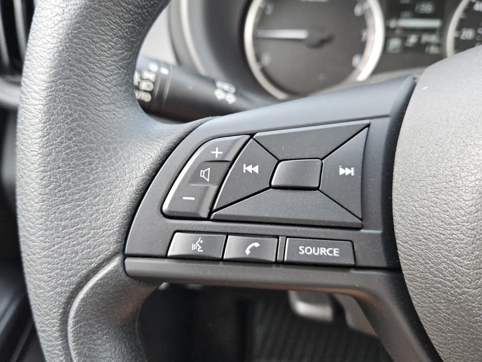 2025 Nissan KICKS PLAY Base - Photo 12