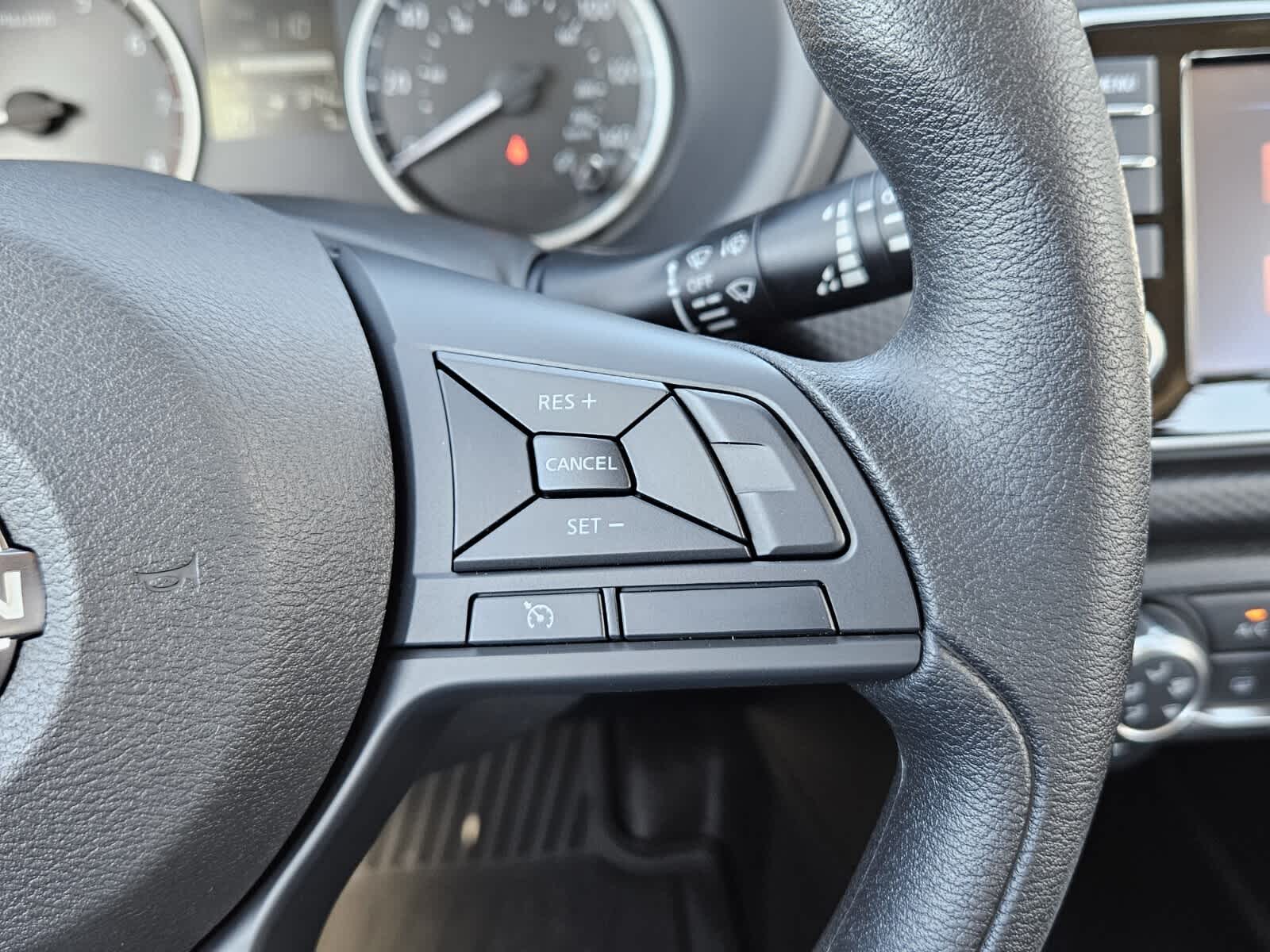 2025 Nissan KICKS PLAY Base - Photo 13