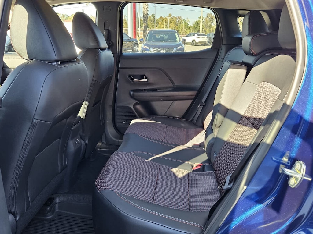 New 2026 Nissan Kicks SR SUV