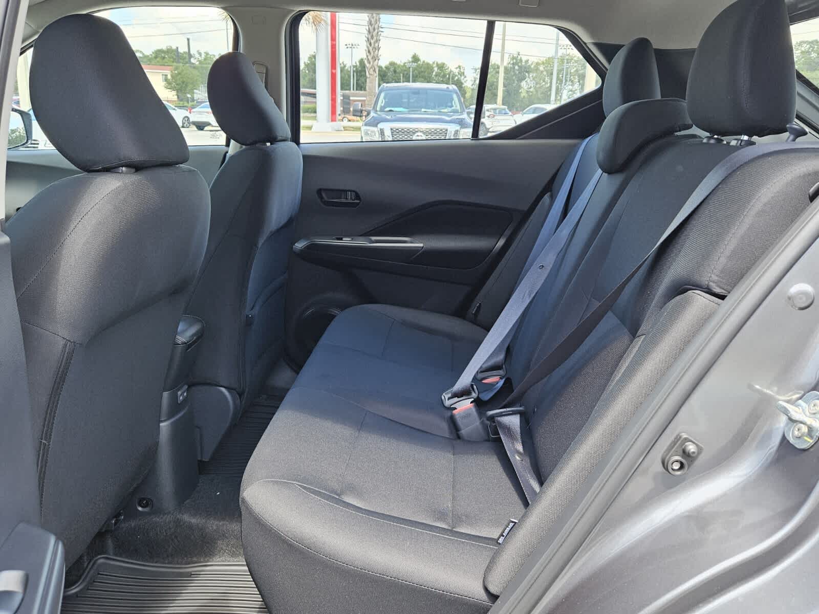 2025 Nissan Kicks Play S photo 4