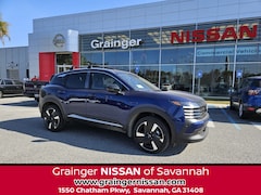 2026 Nissan Kicks SR SUV