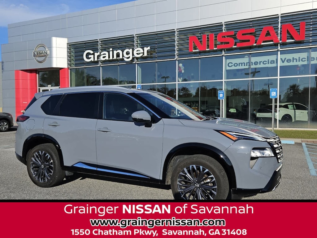 Used 2025 Nissan Rogue Platinum SUV