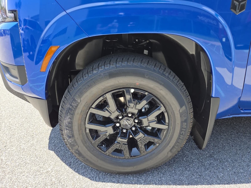 New 2026 Nissan Frontier SV Truck Crew Cab