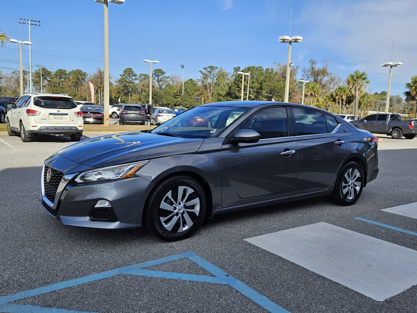 2021 Nissan Altima 2.5 S photo 2