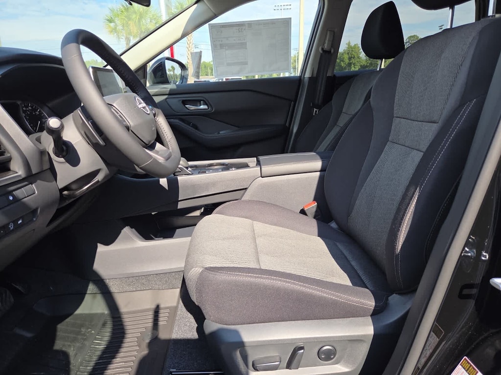 New 2026 Nissan Rogue SV SUV