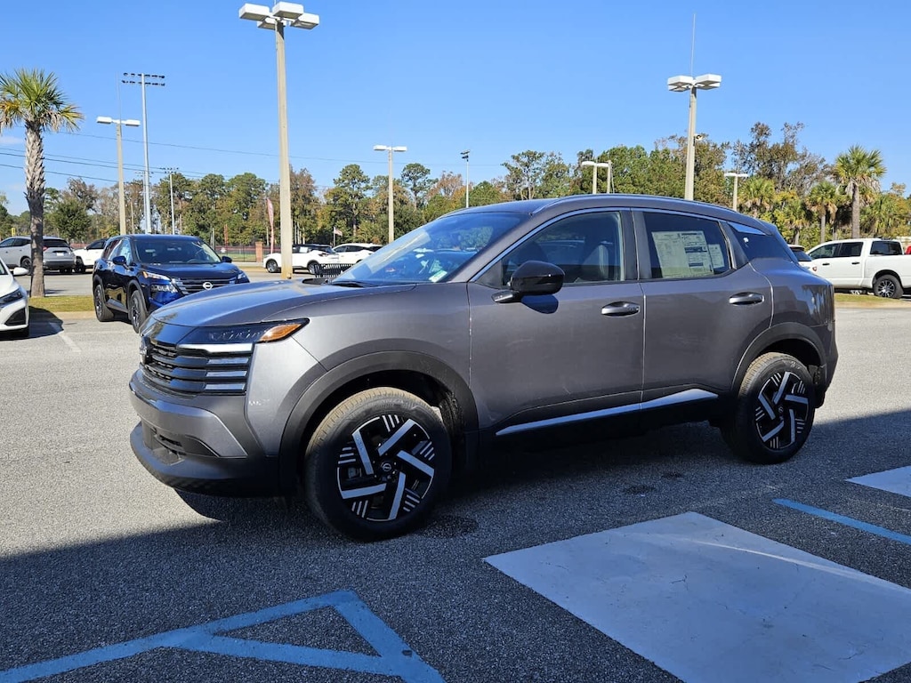 New 2026 Nissan Kicks SV SUV
