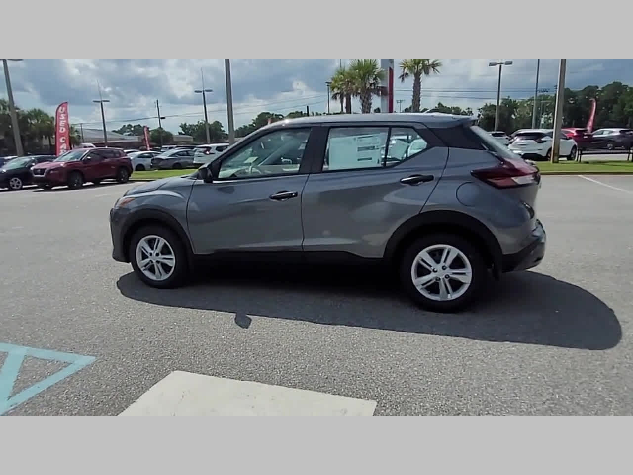 2025 Nissan KICKS PLAY Base - Photo 28