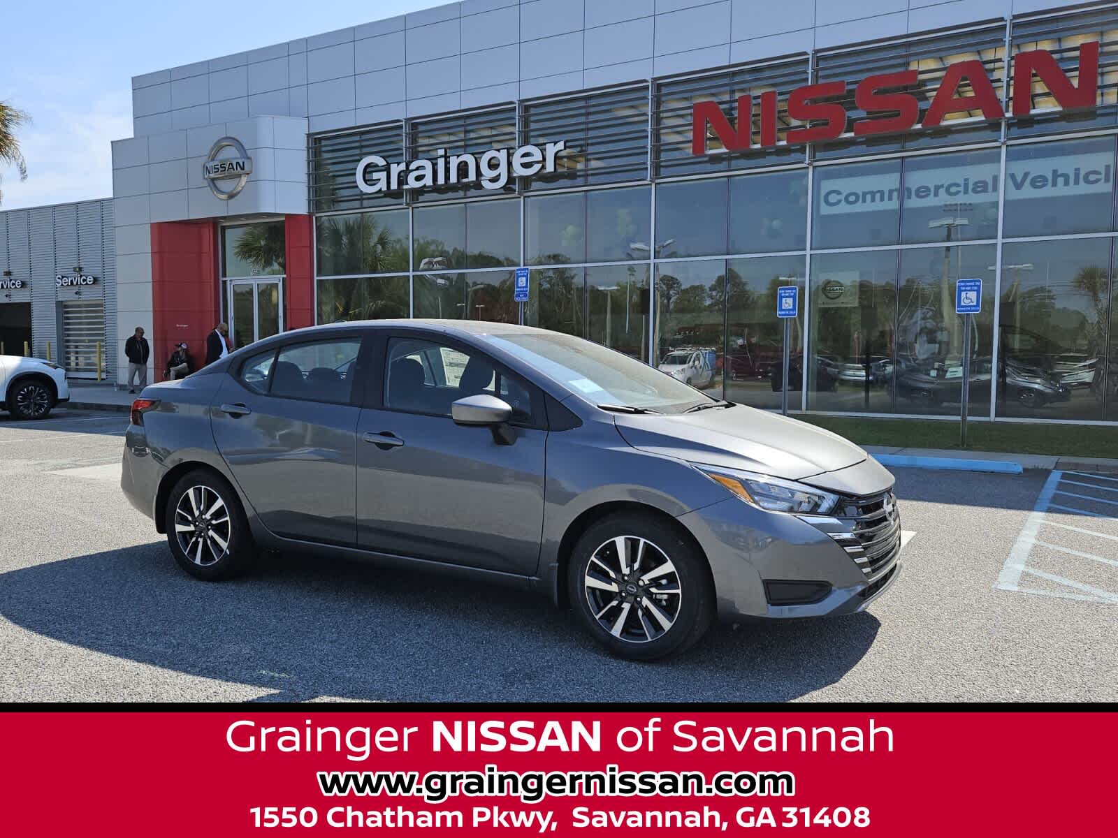 2025 Nissan Versa 1.6 SV CVT's photo