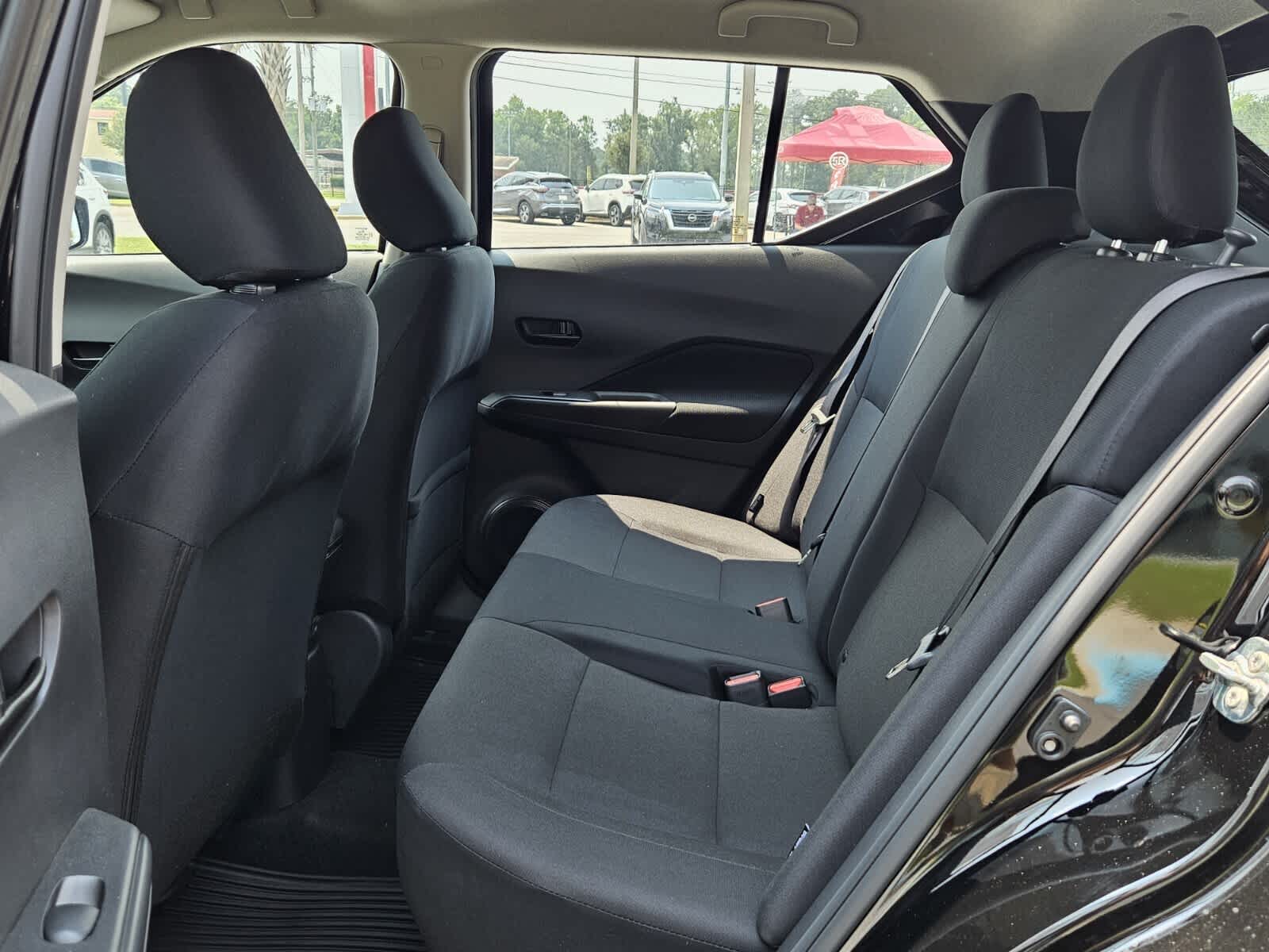 2025 Nissan Kicks Play S photo 4