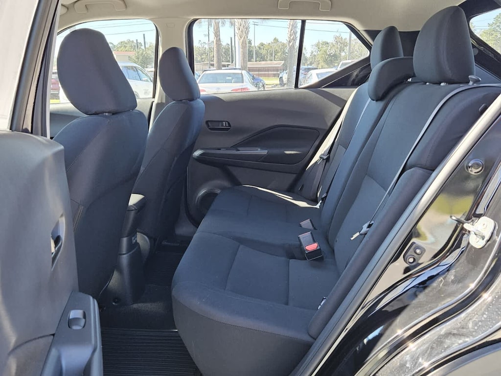 New 2025 Nissan Kicks Play S SUV