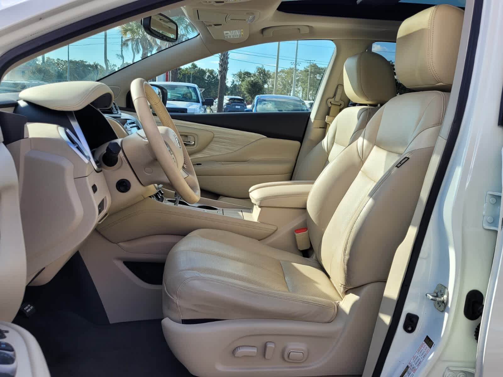 2017 Nissan Murano Platinum photo 3