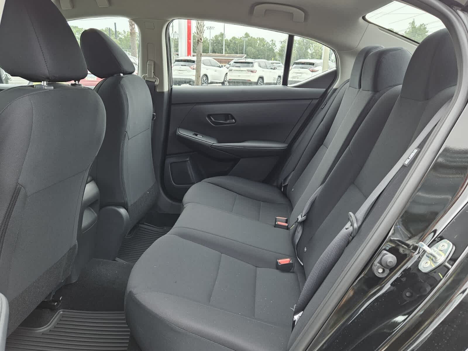 2025 Nissan Sentra S photo 4