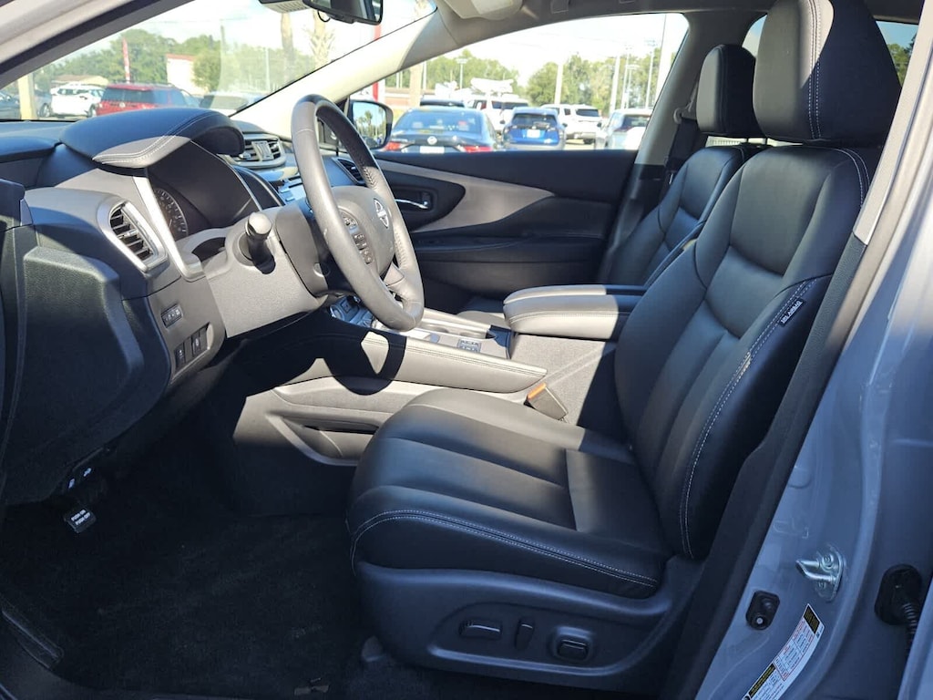 Used 2023 Nissan Murano SV SUV