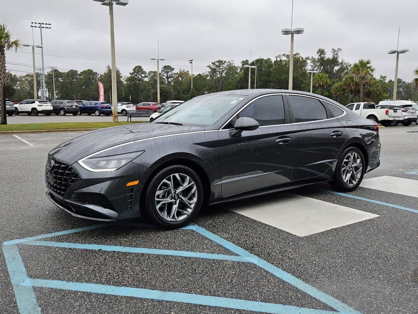 2023 Hyundai Sonata SEL photo 2