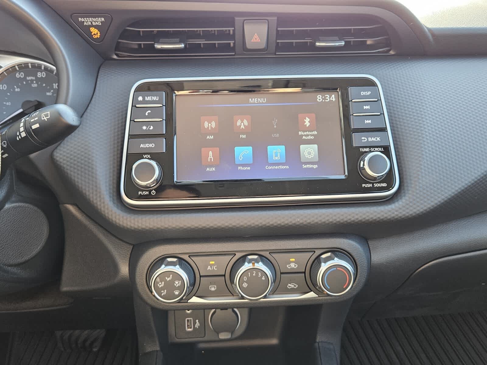 2025 Nissan KICKS PLAY Base - Photo 8