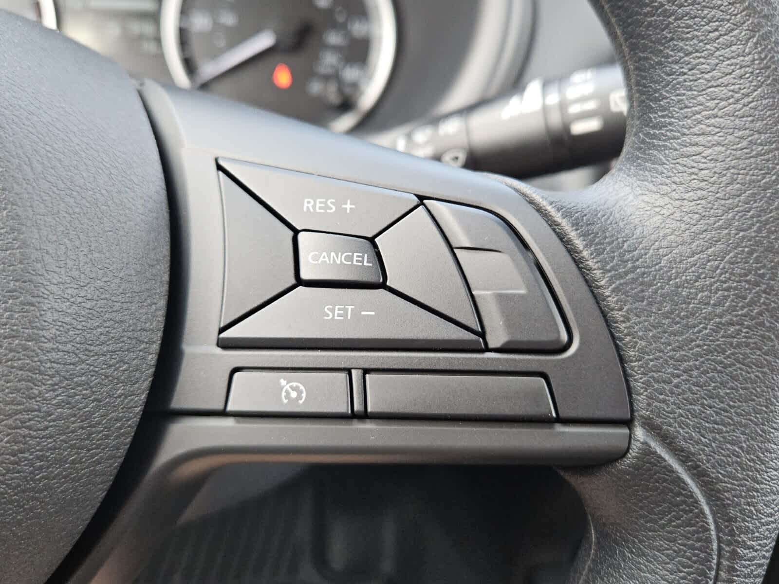 2025 Nissan KICKS PLAY Base - Photo 13