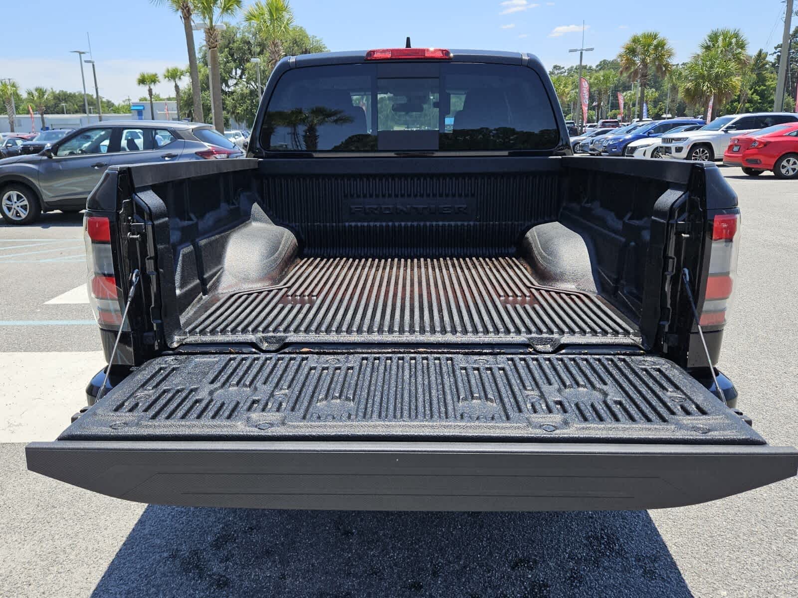 2026 Nissan Frontier SV - Photo 6