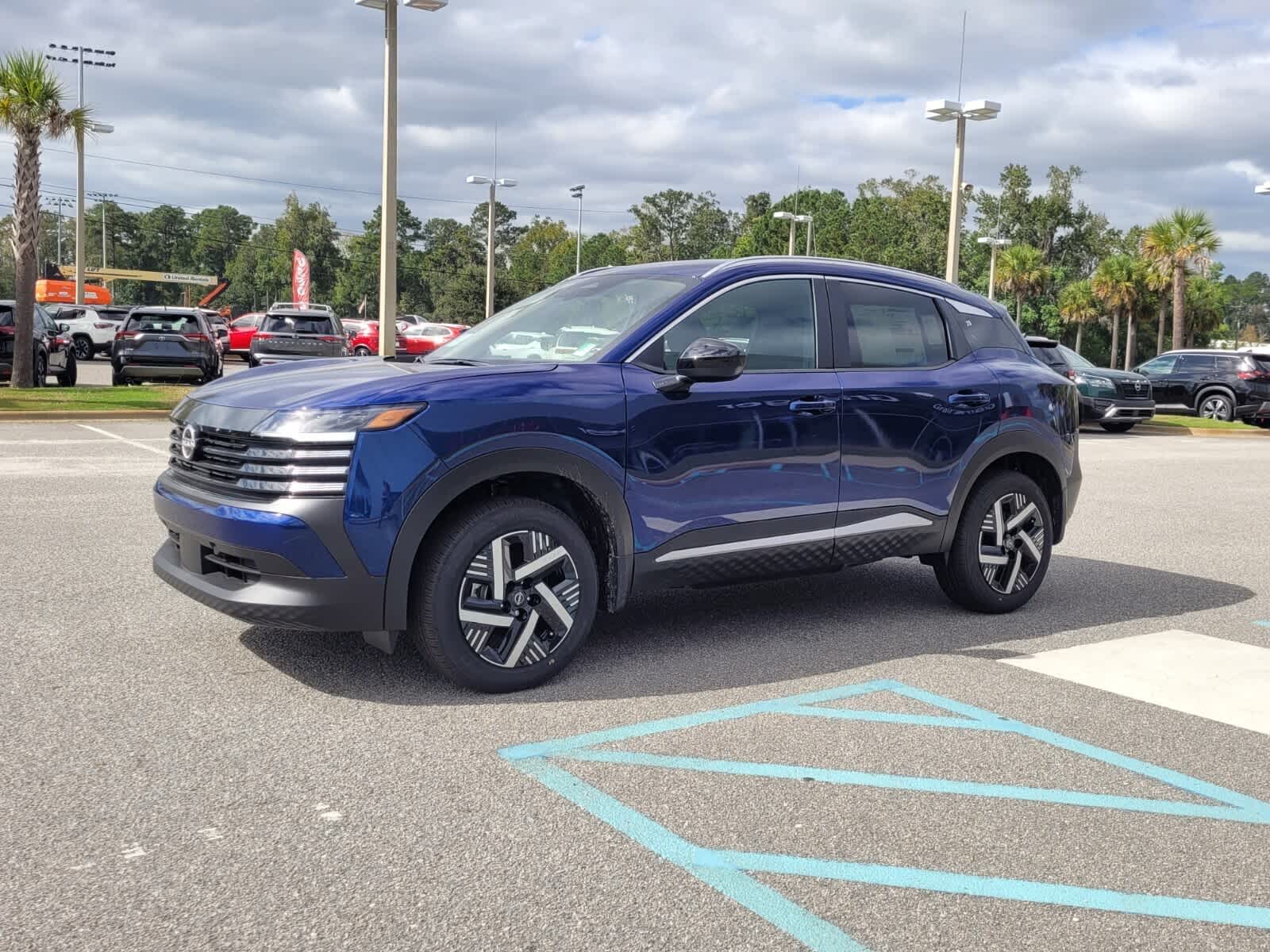 2026 Nissan Kicks SV photo 2
