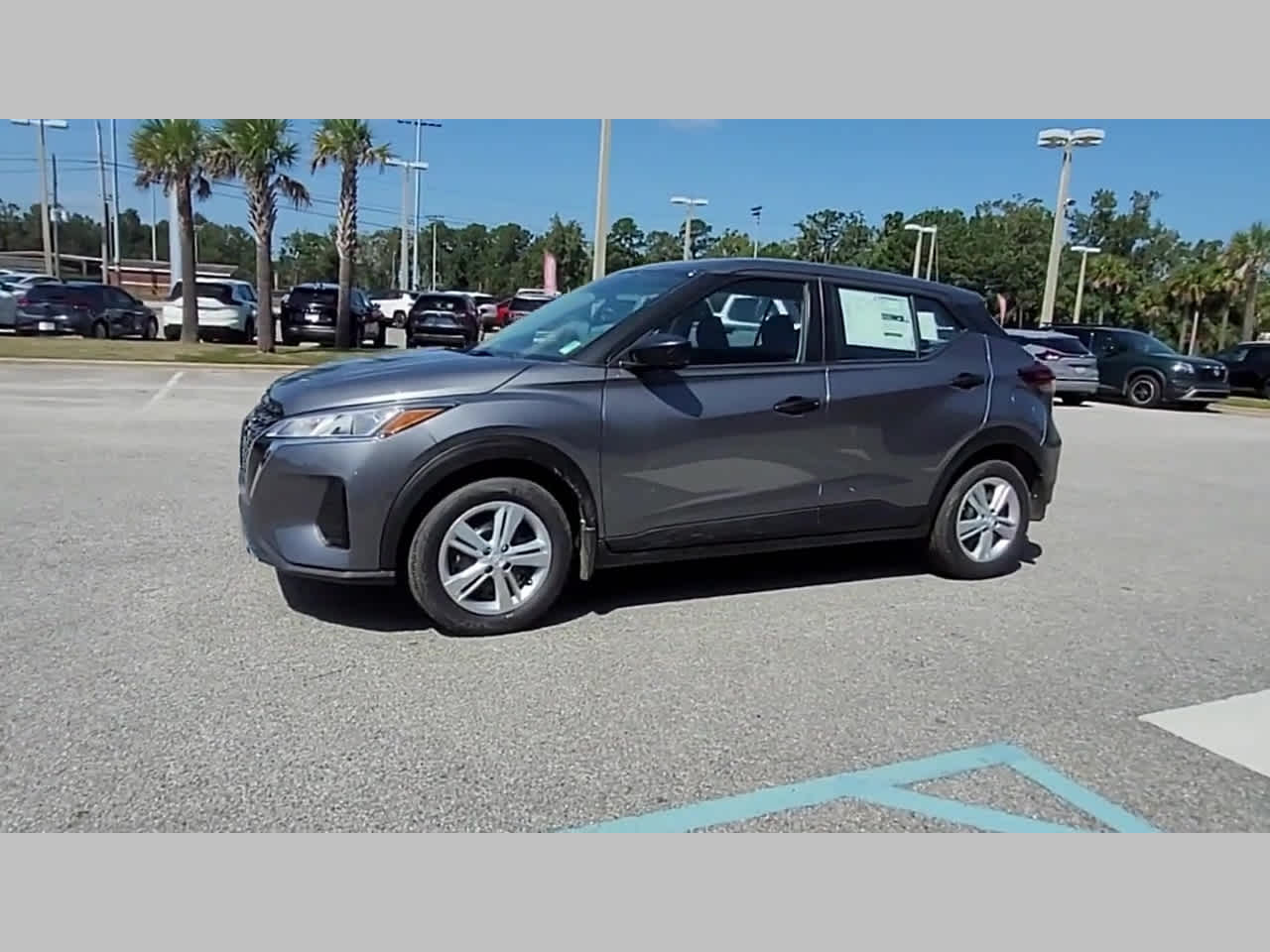 2025 Nissan KICKS PLAY Base - Photo 19