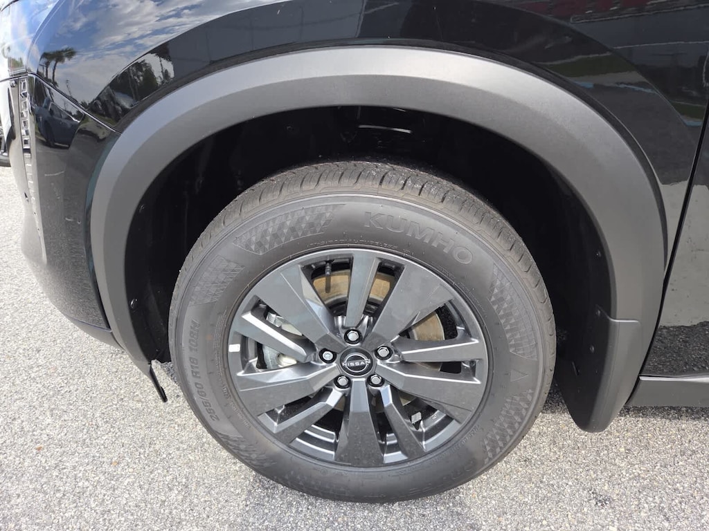 New 2026 Nissan Pathfinder SV SUV