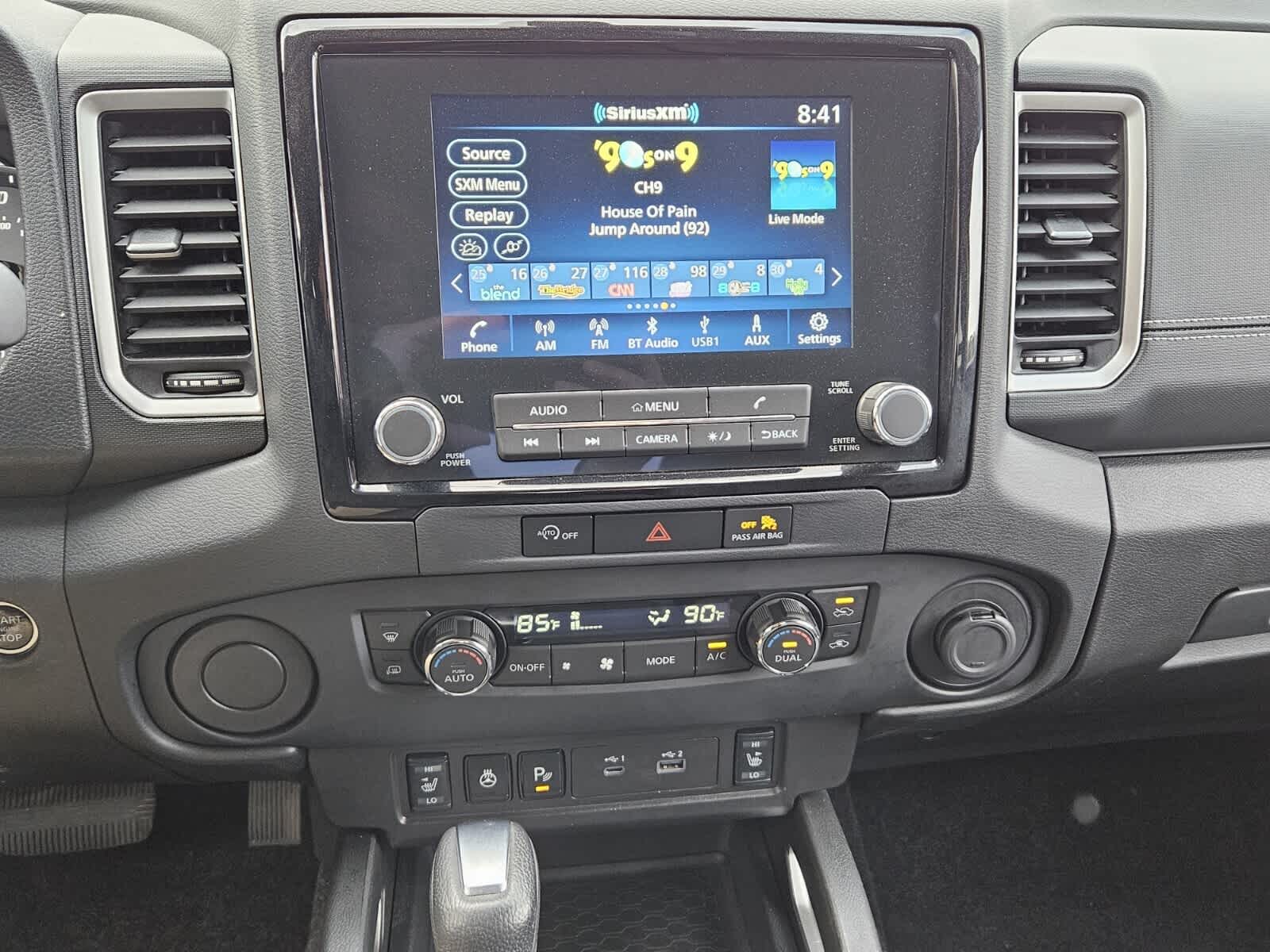 2024 Nissan Frontier SV - Photo 8