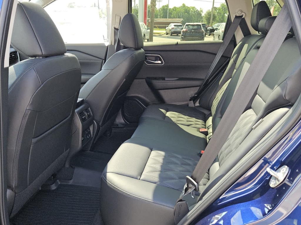 New 2026 Nissan Rogue Platinum SUV