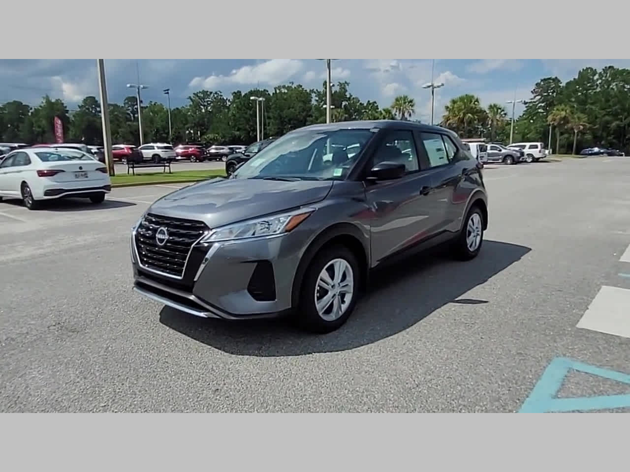 2025 Nissan KICKS PLAY Base - Photo 22