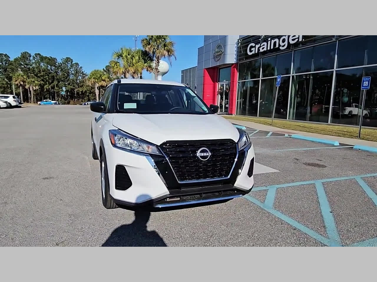 2025 Nissan KICKS PLAY Base - Photo 18