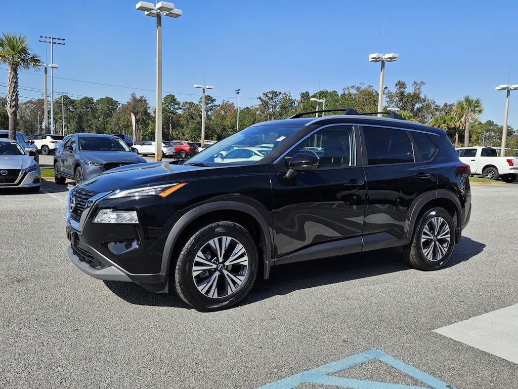 Used 2022 Nissan Rogue SV SUV