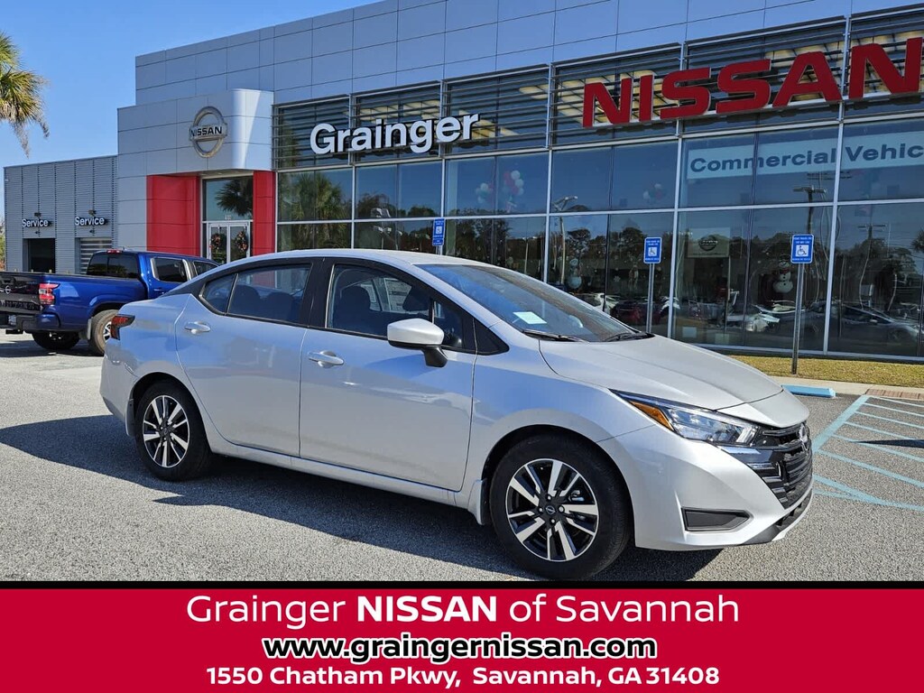 New 2025 Nissan Versa 1.6 SV Sedan
