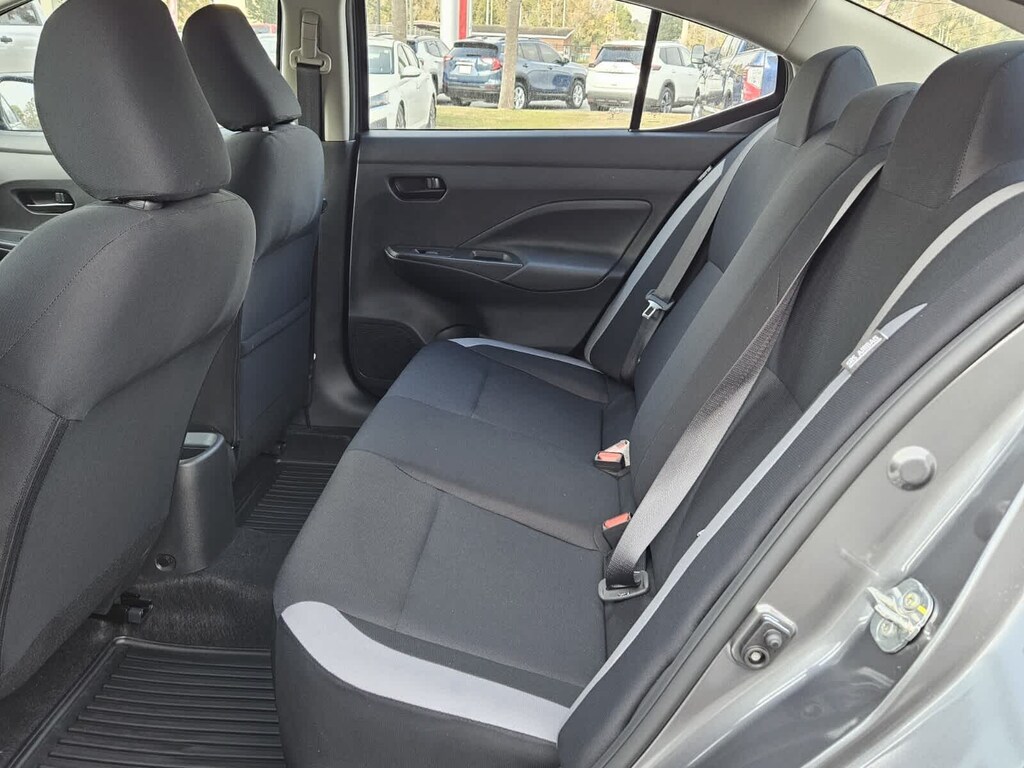 New 2025 Nissan Versa 1.6 S Sedan