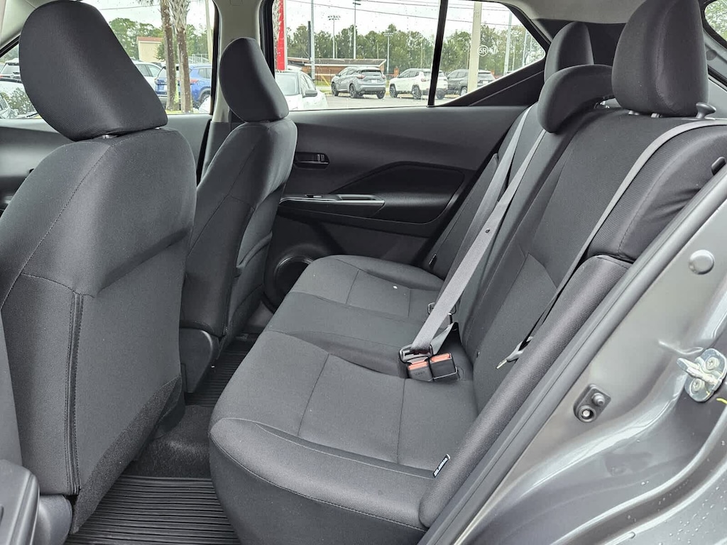 New 2025 Nissan Kicks Play S SUV