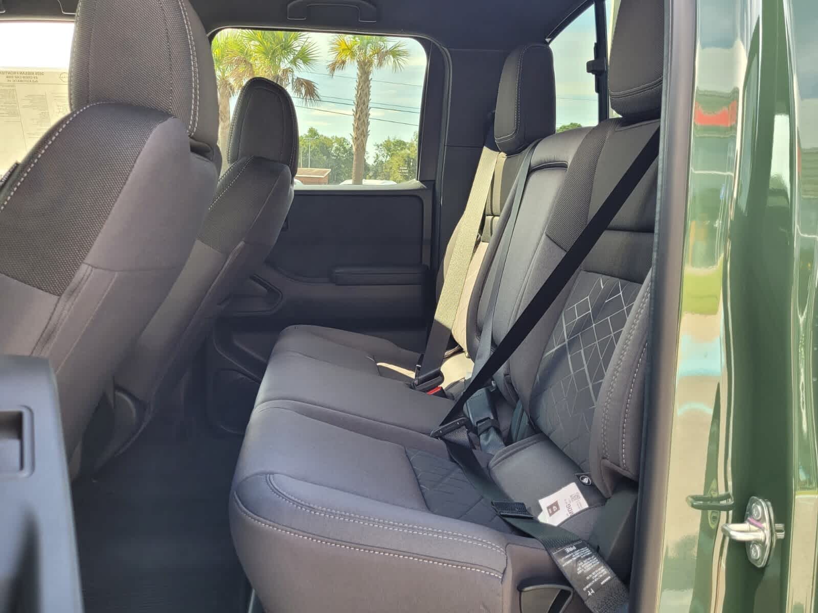 2026 Nissan Frontier SV photo 4