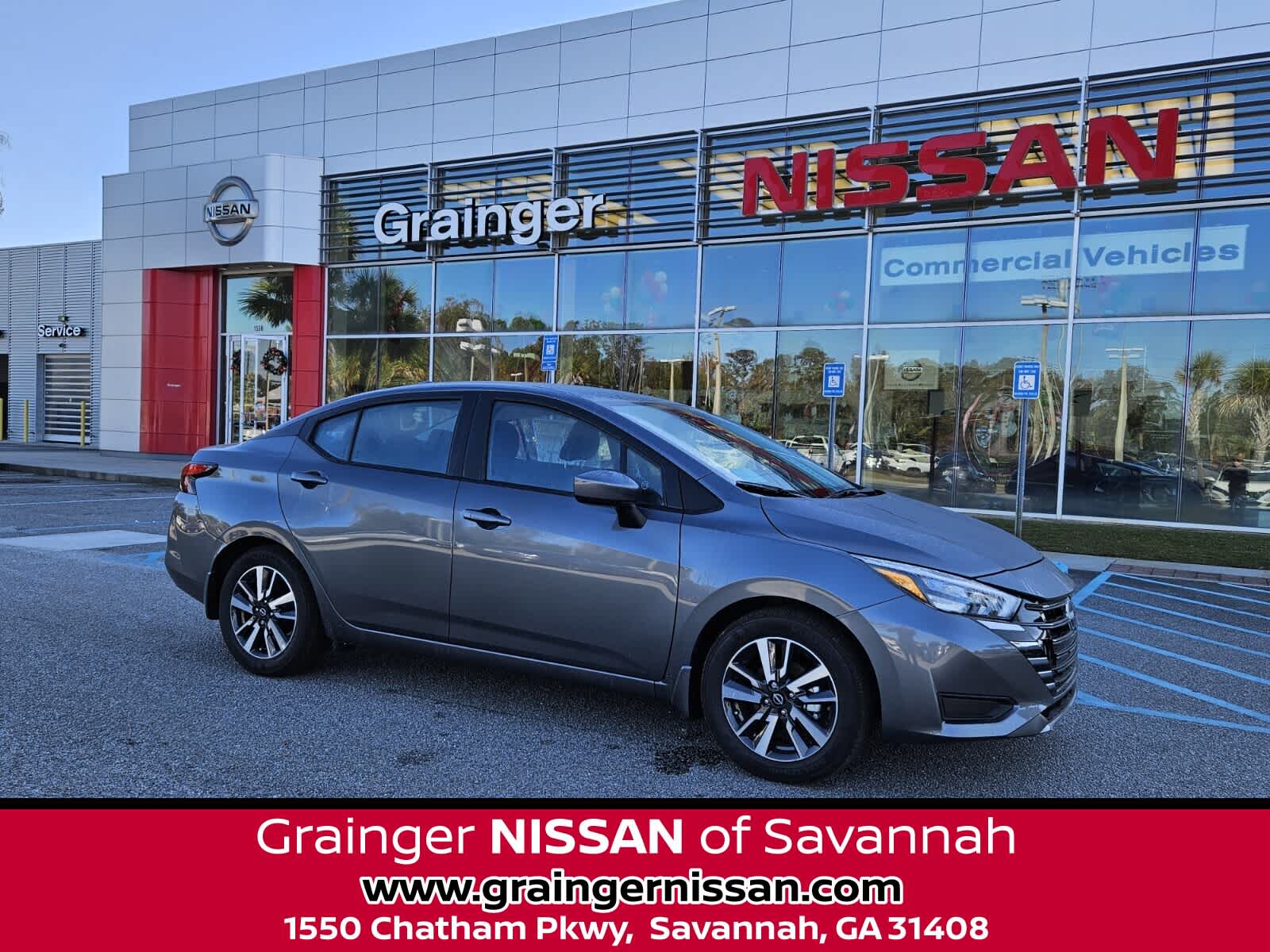 2025 Nissan Versa SV's photo